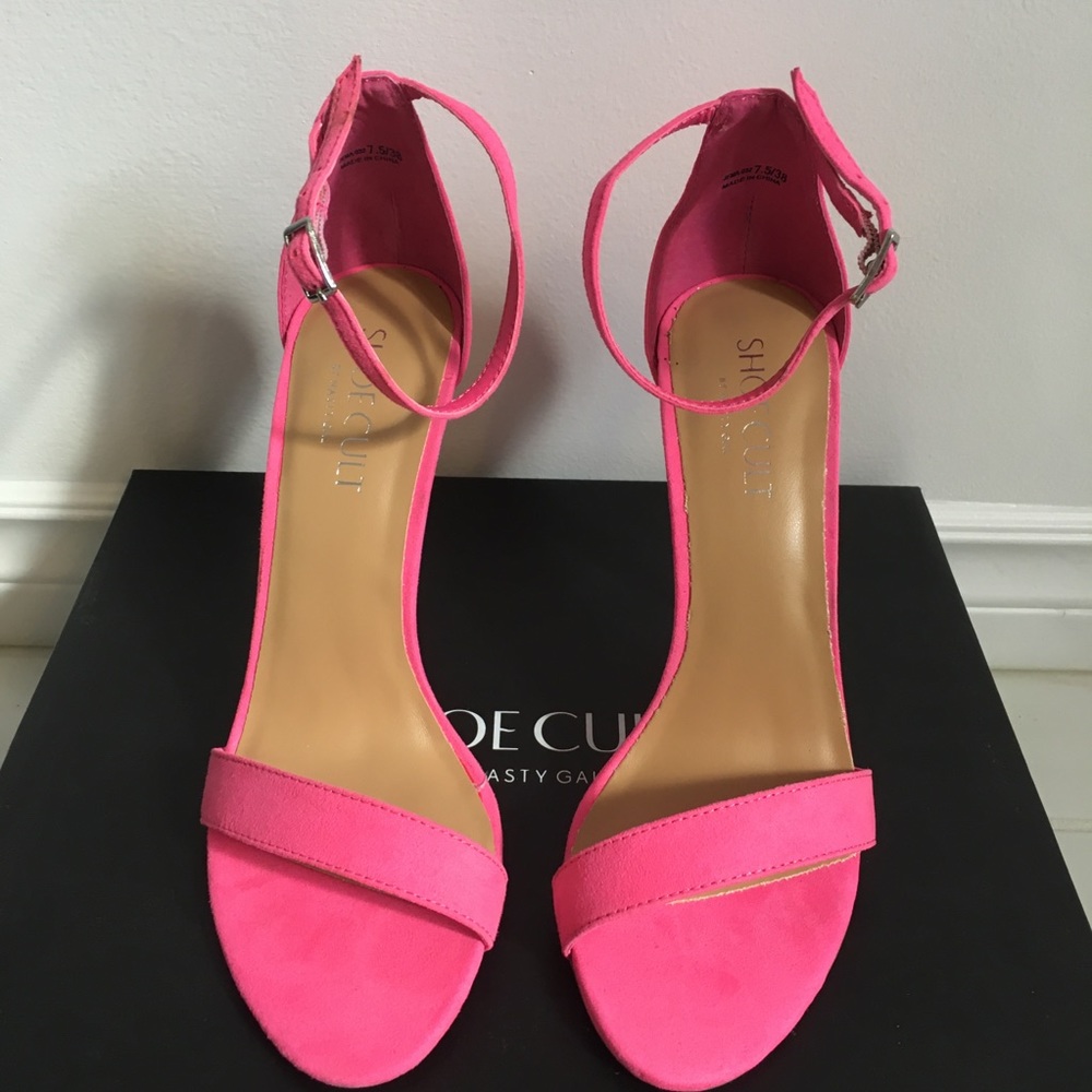 Pink Ankle Strap Heels **Brand New In Box**
